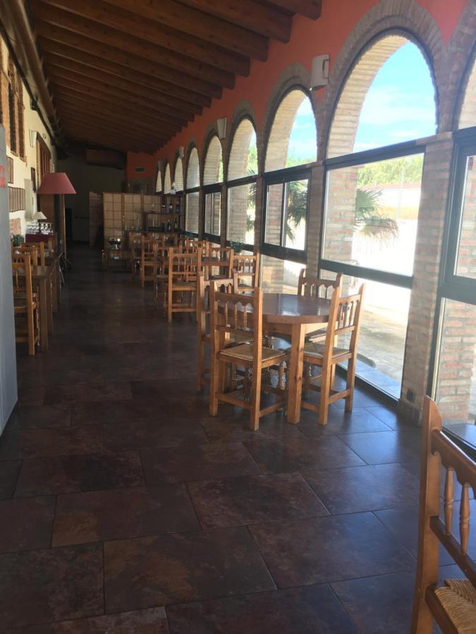Hotel La Bodega La Almunia de Doña Godina Esterno foto