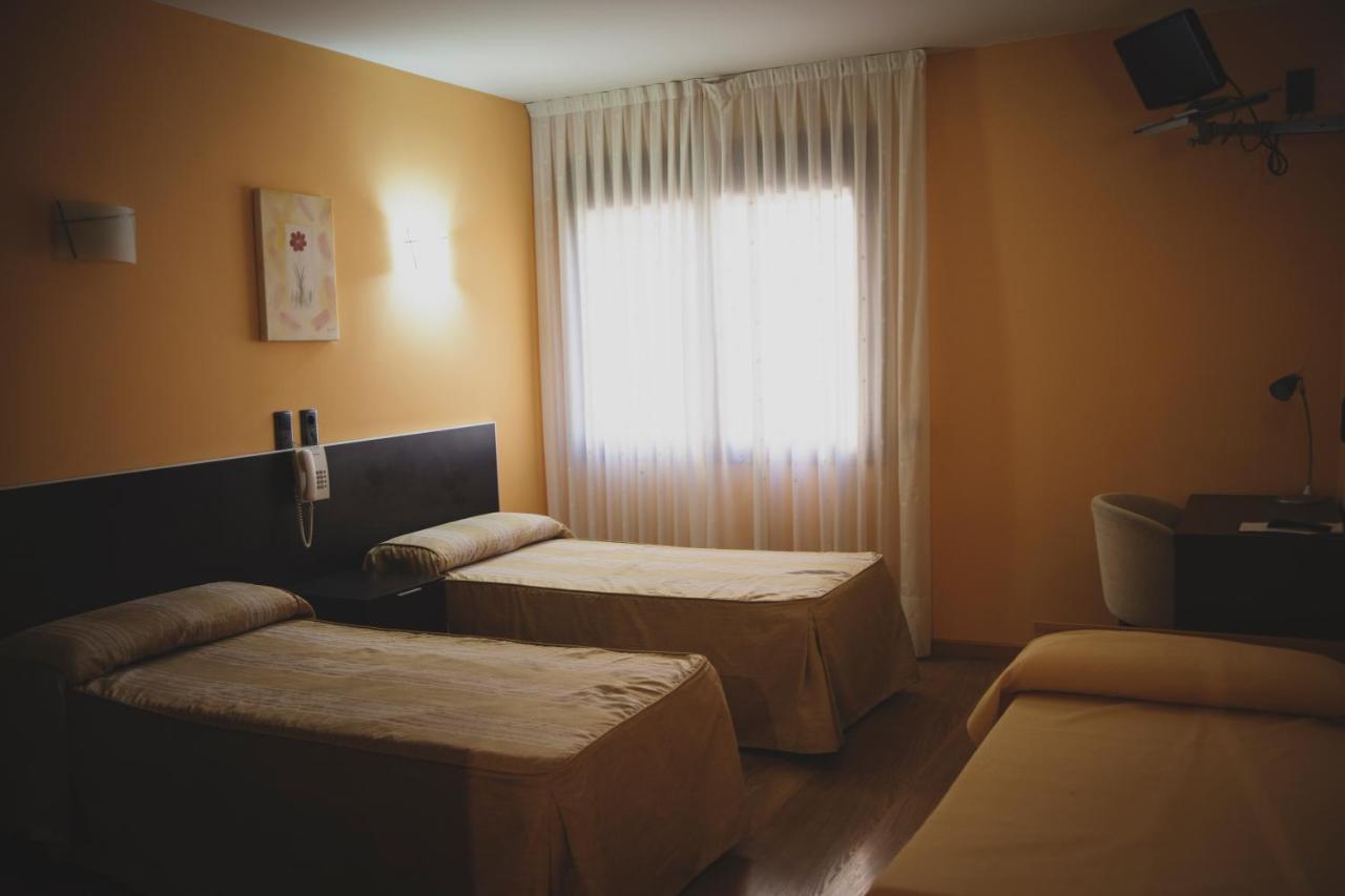 Hotel La Bodega La Almunia de Doña Godina Esterno foto