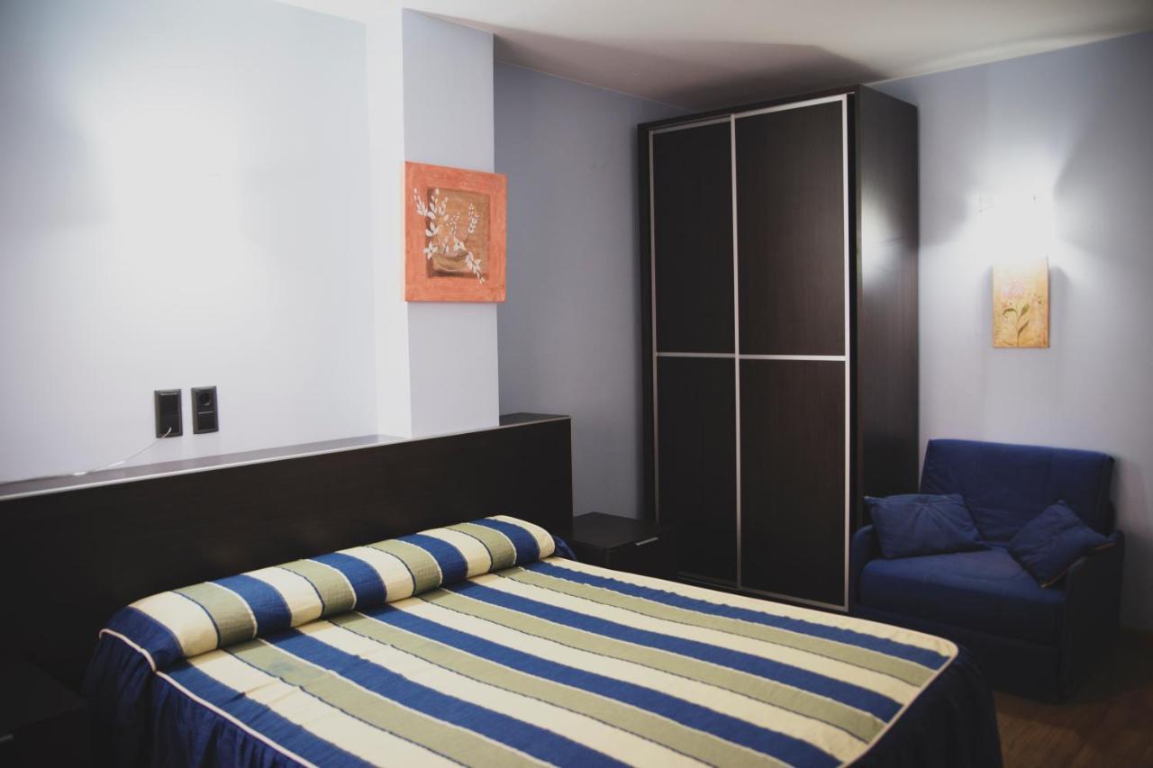 Hotel La Bodega La Almunia de Doña Godina Esterno foto
