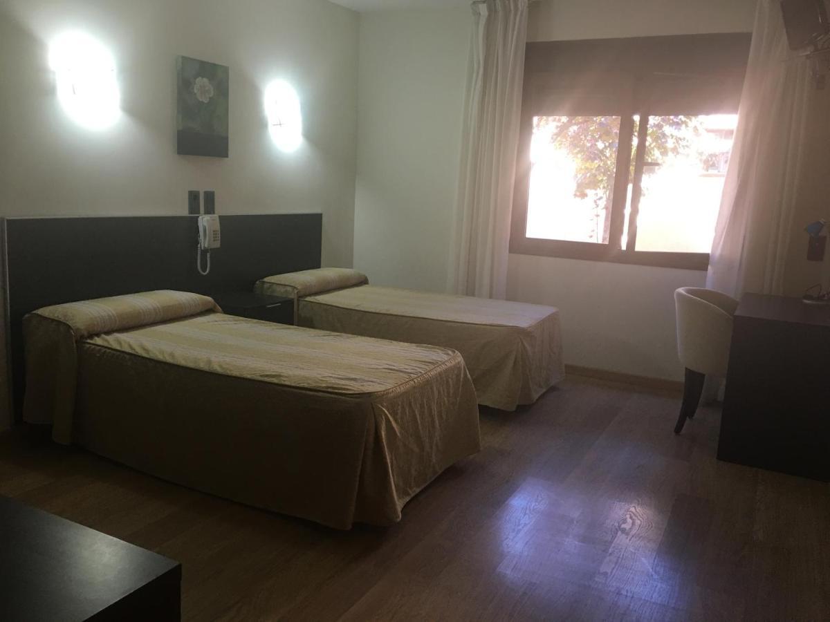 Hotel La Bodega La Almunia de Doña Godina Esterno foto