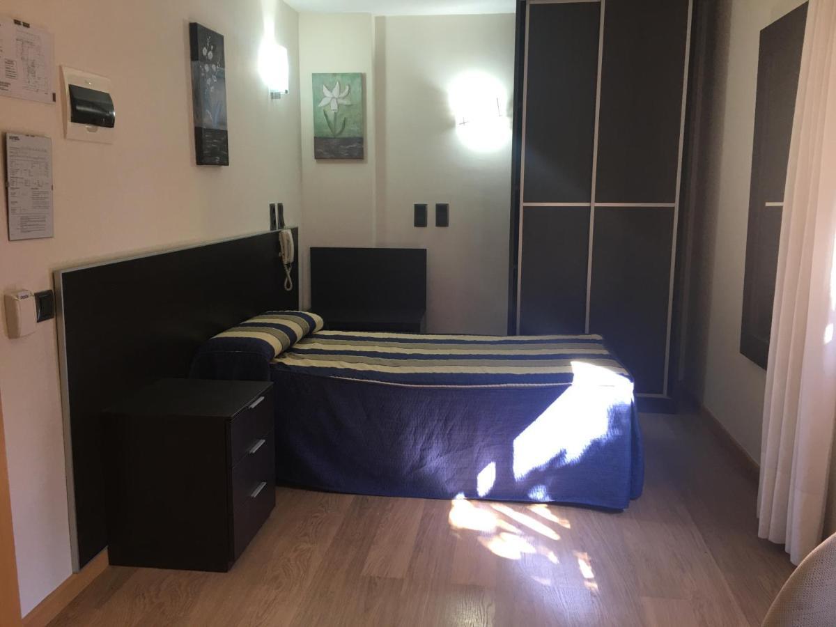 Hotel La Bodega La Almunia de Doña Godina Esterno foto