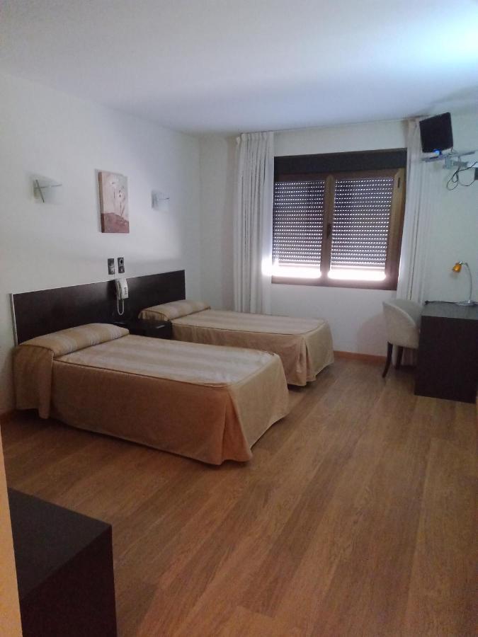 Hotel La Bodega La Almunia de Doña Godina Esterno foto