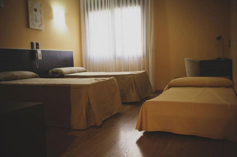 Hotel La Bodega La Almunia de Doña Godina Esterno foto